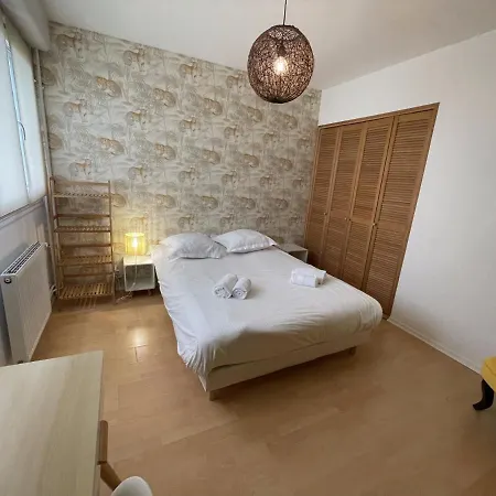 Saturne Yourhosthelper Apartment Caen