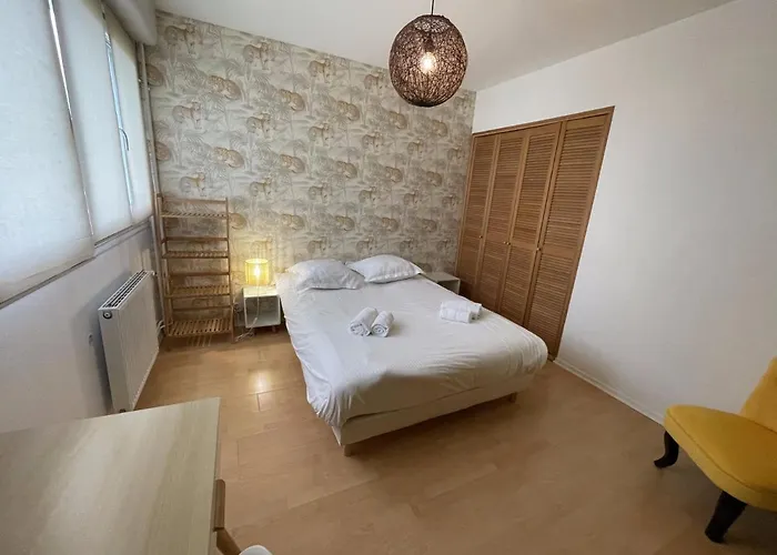 Saturne Yourhosthelper Apartman Caen